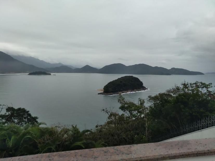 Casa Ubatuba, Maranduba, Piso Superiorヴィラ エクステリア 写真